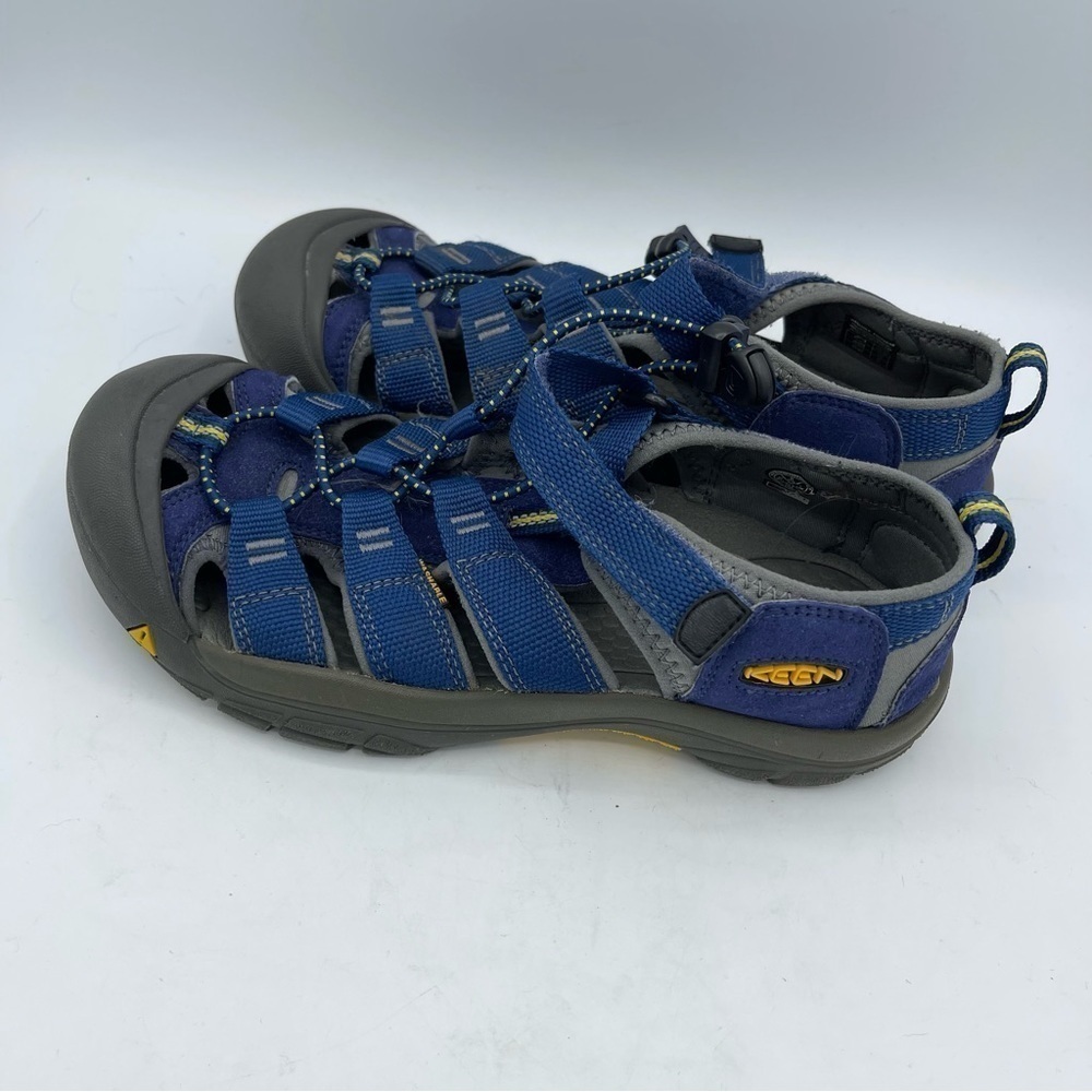 Keen Sz 5 Blue / Gray Waterproof Sport Hydro  Water Sandals Bungee